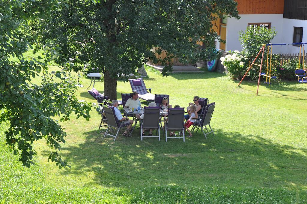 Apart Ehstandhof Uderns Eksteriør bilde